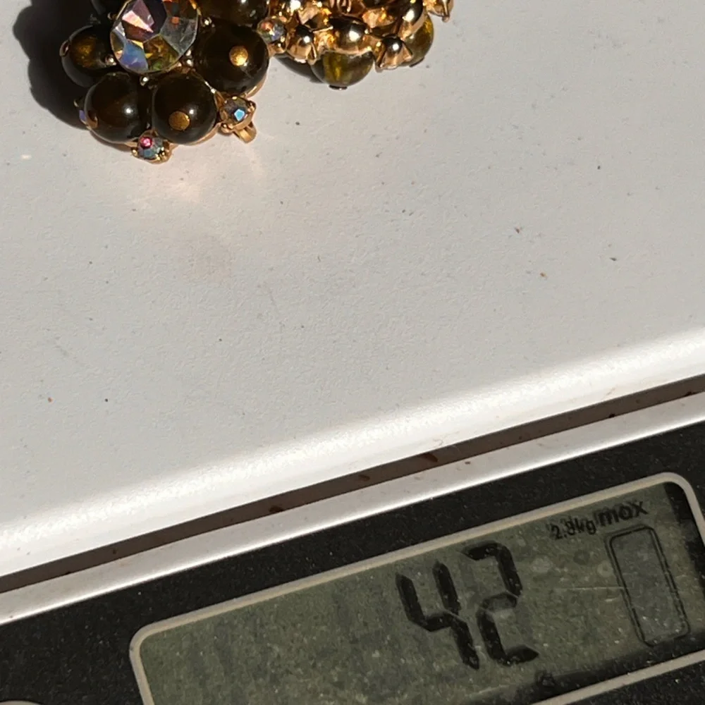 Authentic Vintage crown Trifari Jewels Rhinestone Cabochon Clip Earrings